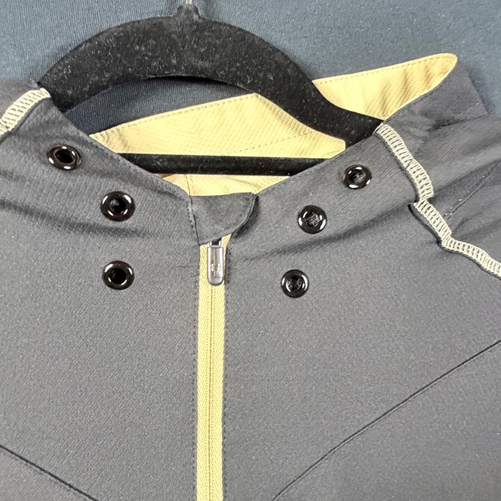 Under Armour Western Michigan Broncos Quarter Zip Hoodie Mens Medium Black Gold - Picture 10 of 12